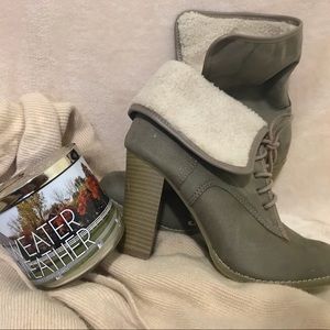 Cute Grey Winter Boots